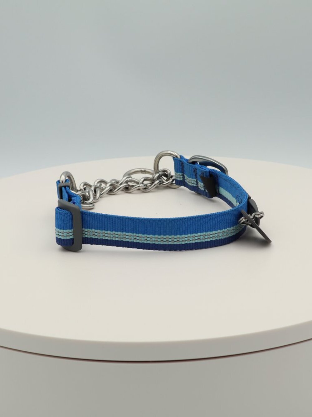 Ruffwear Blue and Light Blue Striped Martingale Collar 11-14 inches, 28-36 cm - Picture 4 of 6